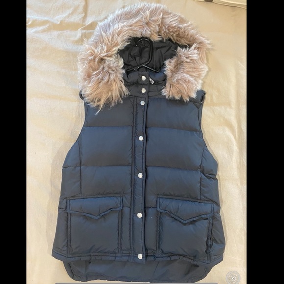 J.Crew Fall/Winter Vest - Picture 4 of 6